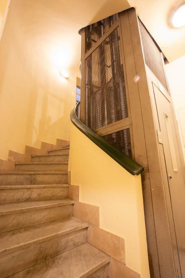 Maribea Rome Center Bed & Breakfast Exterior photo